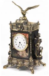 Каминные часы из яшмы "Охота"