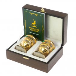 Набор из двух чарок для крепких напитков камень малахит Златоуст