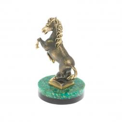 Статуэтка "Конь на дыбах" на подставке из амазонита 5х4,5х7,5 см