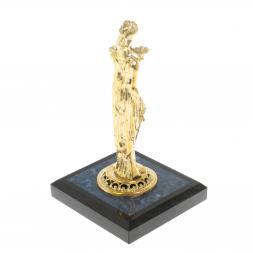 Статуэтка &amp;quot;Фемида&amp;quot;  на подставке из лазурита