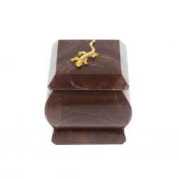 Шкатулка из камня лемезит с ящерицей 4,5х4,5х6 см