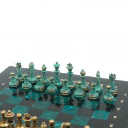 Шахматы "Стаунтон" фигуры бронза / патина 28х28 см из змеевика